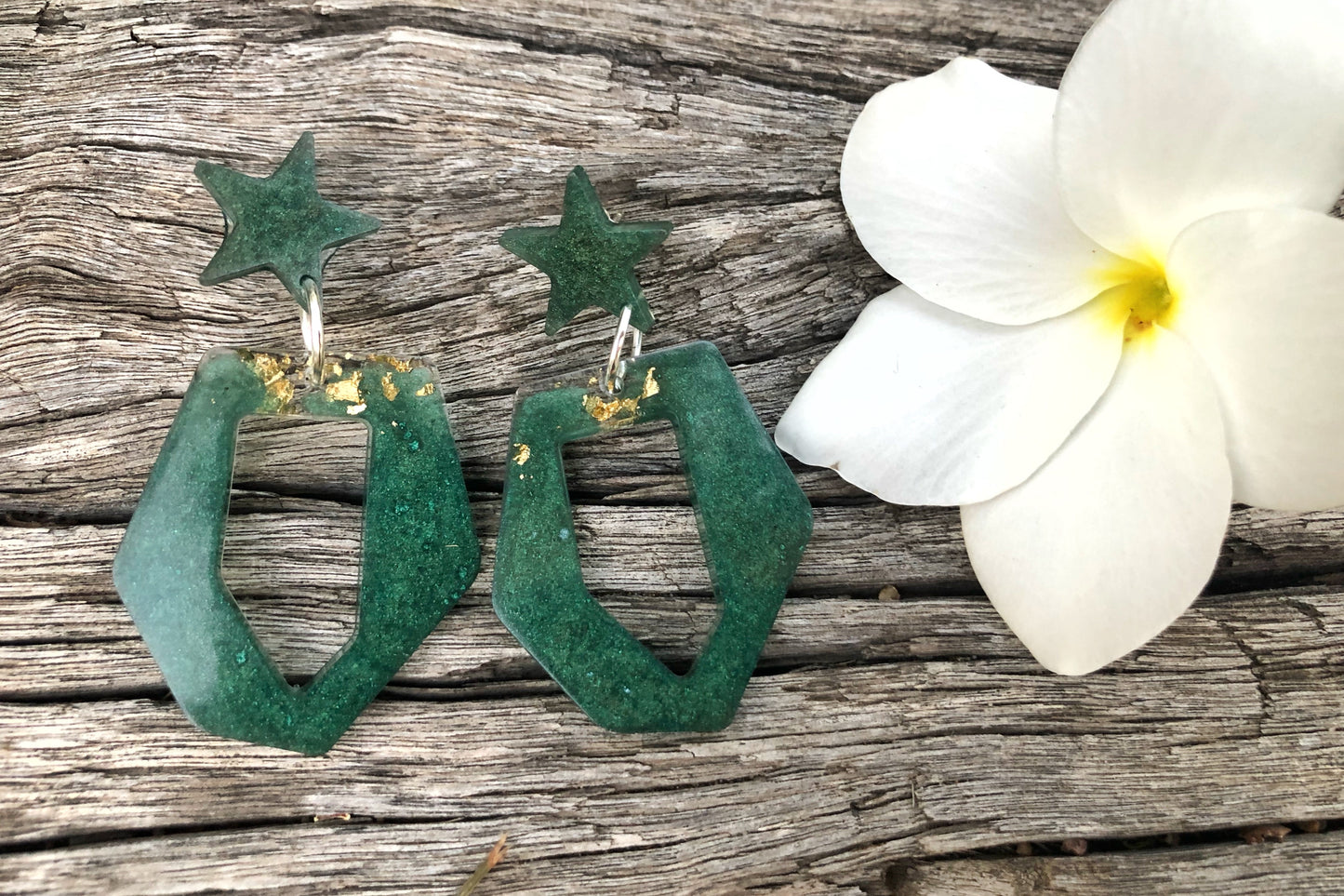 Emerald Resin Earrings