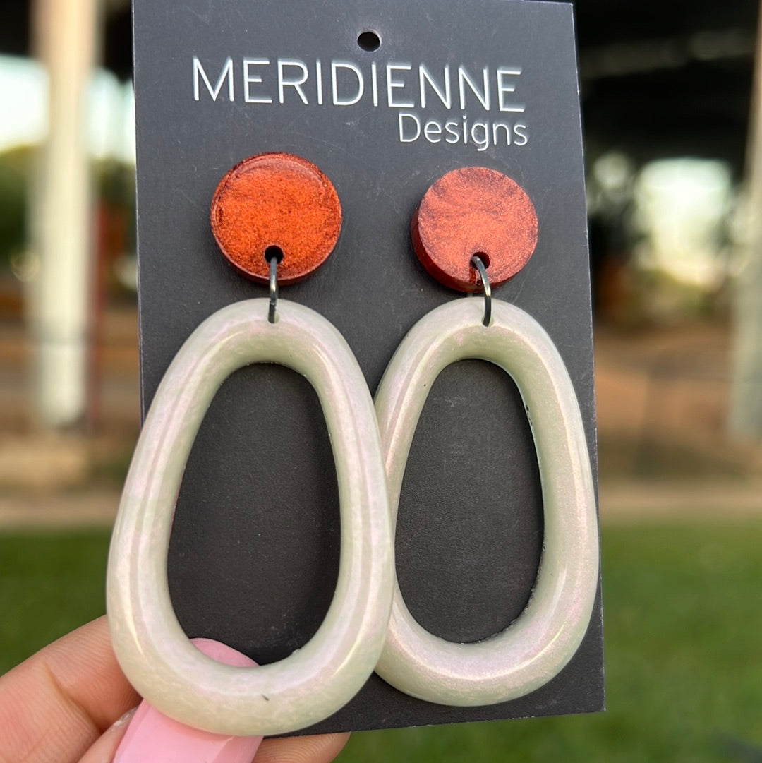 Brown and Pearl Resin Earrings