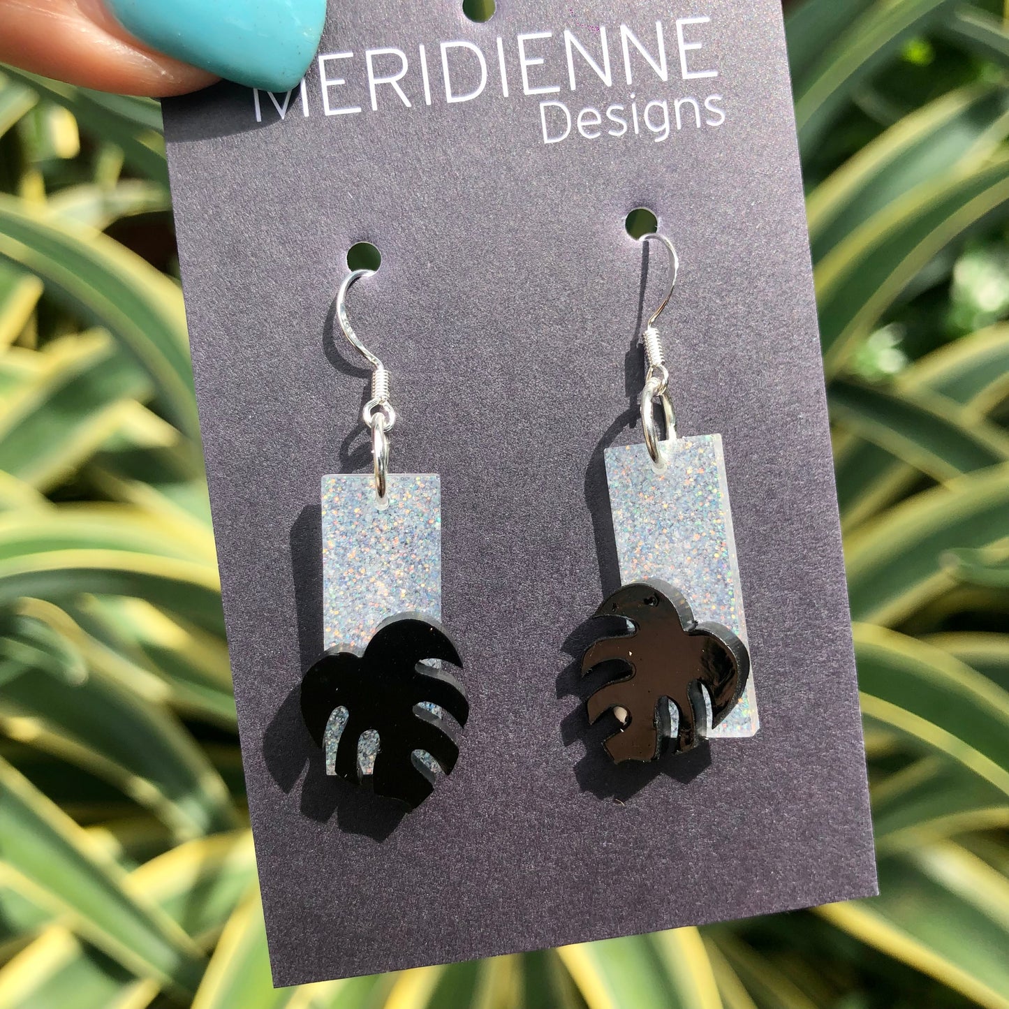 Pearl Glitter Resin Earrings
