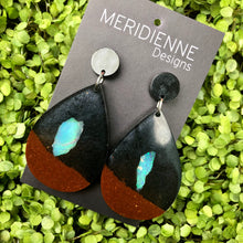 Load image into Gallery viewer, Opal Resin Drops

