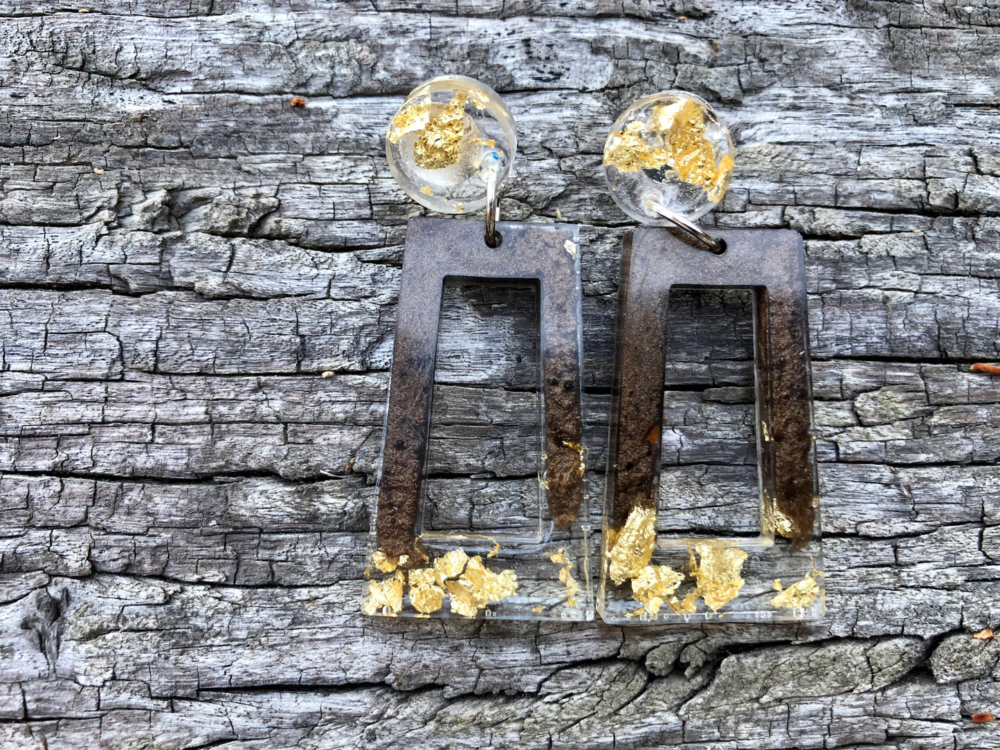 Earthy Resin Gold Flake Earrings