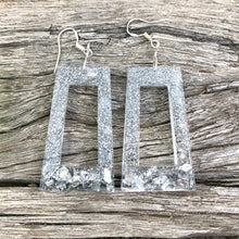 Load image into Gallery viewer, Silver Glitter Resin Earrings
