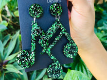 Load image into Gallery viewer, Green Musical Note Resin Earrings
